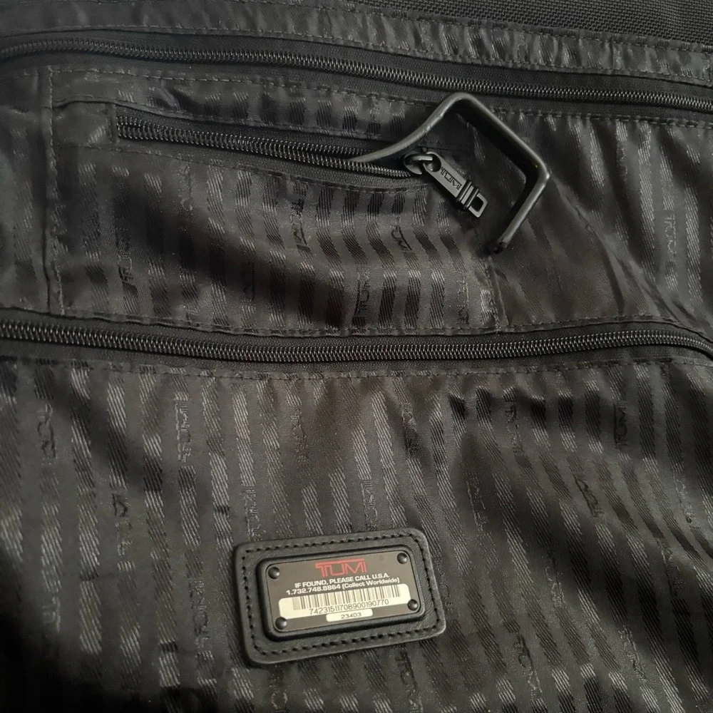 TUMI Garment Bag Travel Black Luggage Cover Full Suits Bifold Nylon 234D3